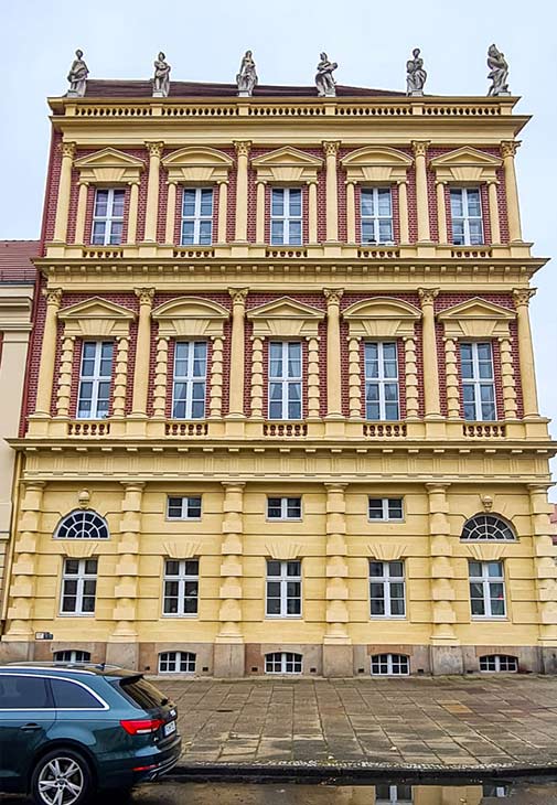 Handgemalte Klinkerimitat Fassade -Potsdam